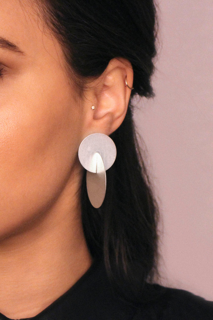 The Magnolia Earring
