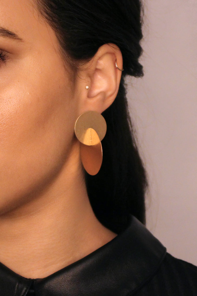 The Magnolia Earring